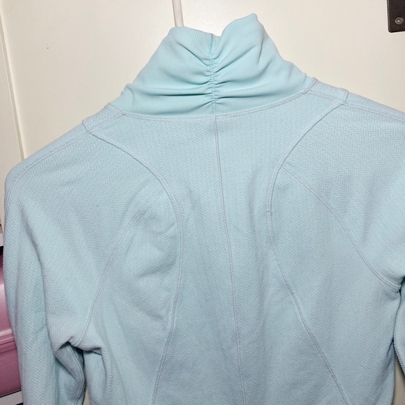 Lululemon Runderful Jacket - Picture 14 of 15